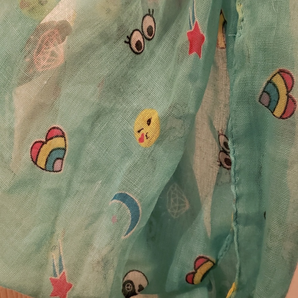 Scarf - Picture 5 of 6